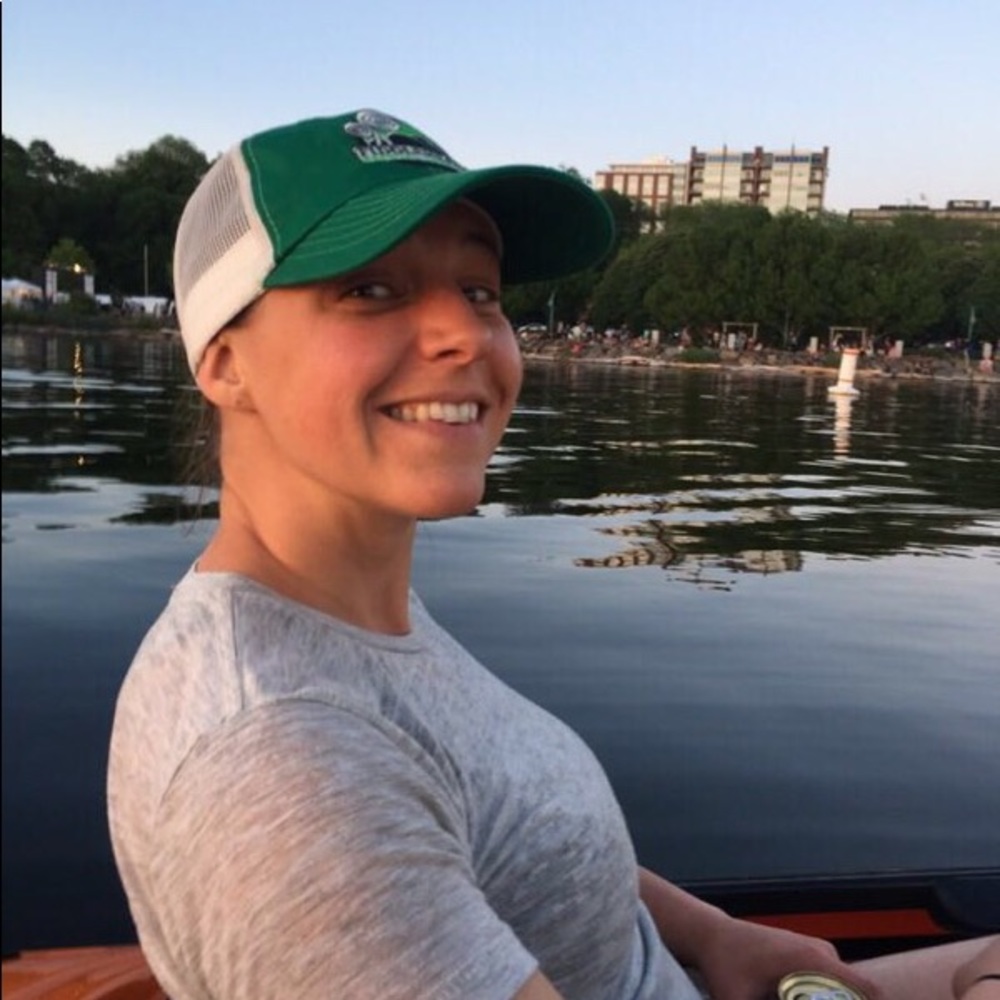 Meet your Posher, Carolyn